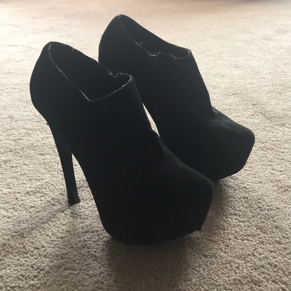 Steve Madden Shoes - Heels